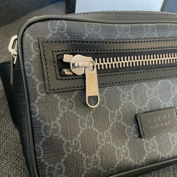Gucci GG supreme monogram belt bag - Picture 5 of 12
